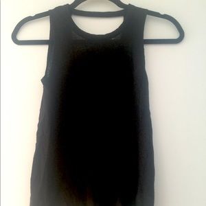 Chaser brand linen tank sleeveless top